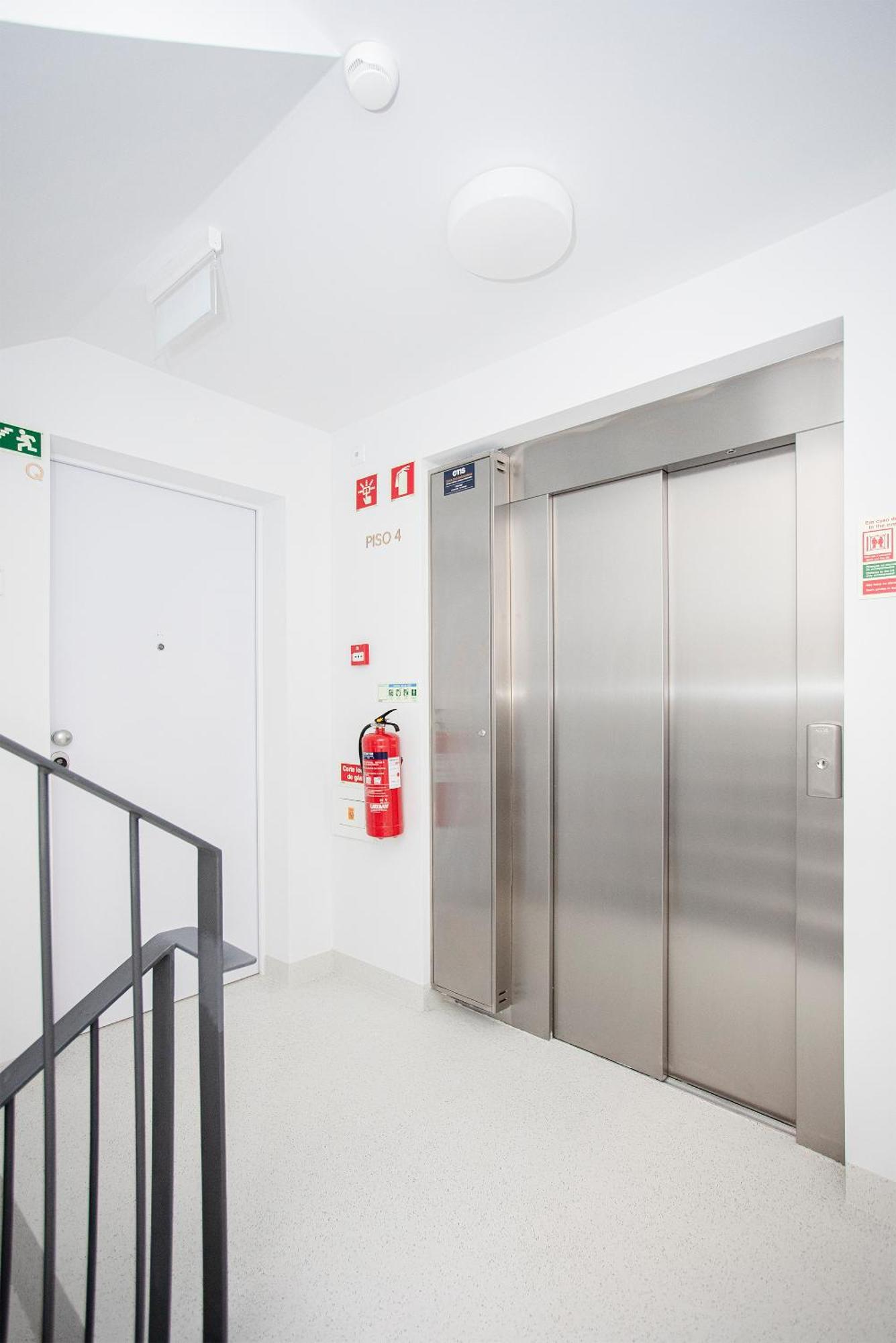 Liiiving In Porto-Modern & Glam Rooftop Apartment Bagian luar foto