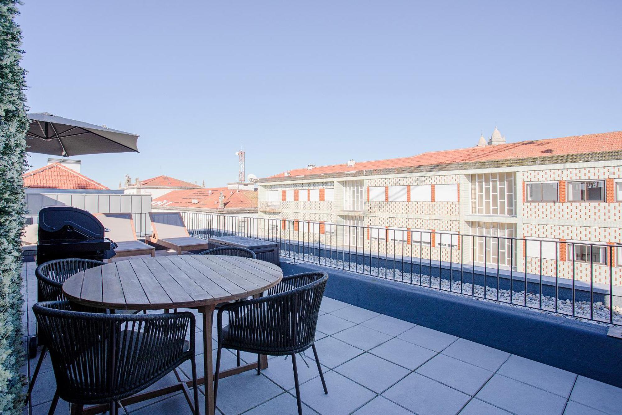 Liiiving In Porto-Modern & Glam Rooftop Apartment Bagian luar foto
