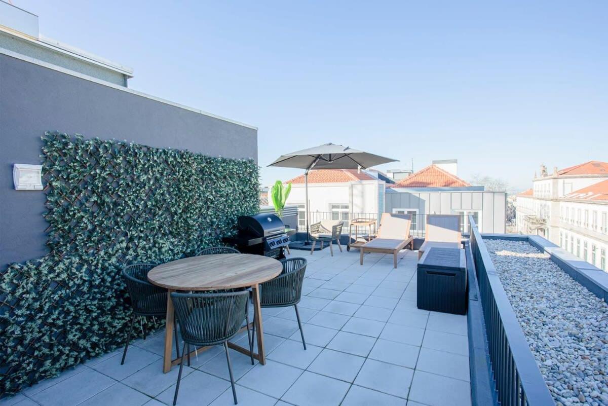 Liiiving In Porto-Modern & Glam Rooftop Apartment Bagian luar foto