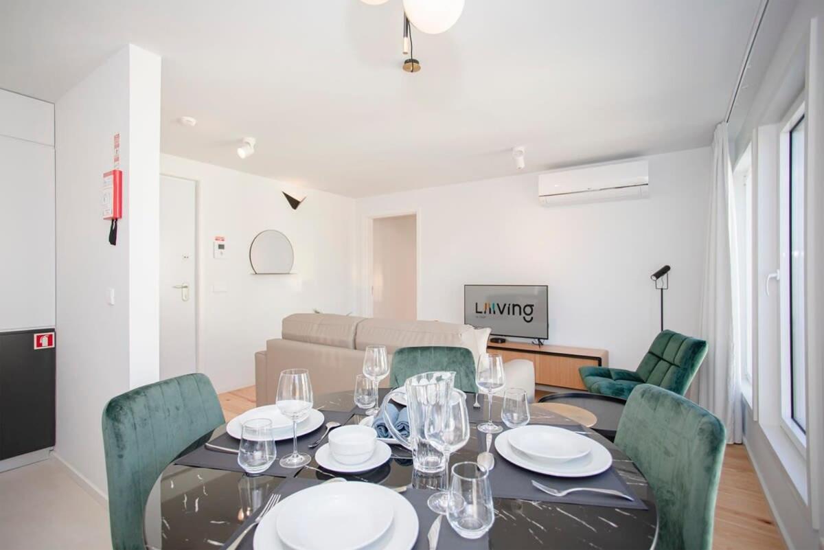 Liiiving In Porto-Modern & Glam Rooftop Apartment Bagian luar foto