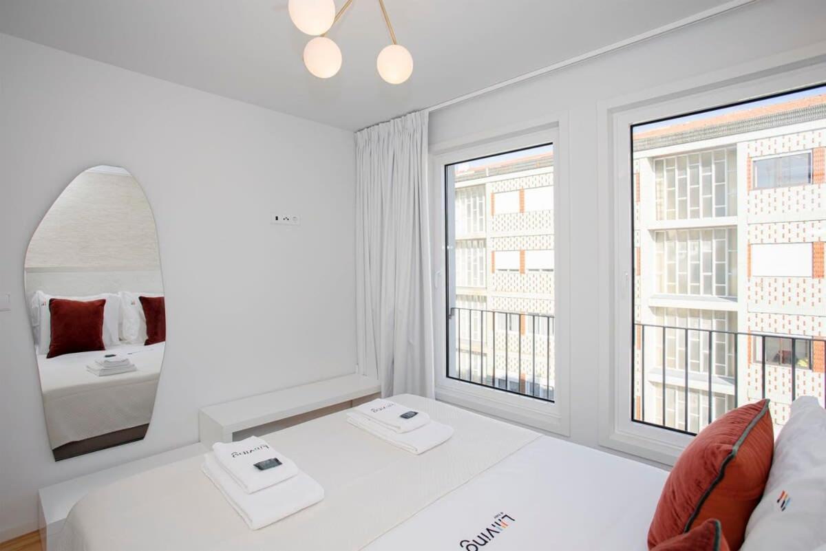 Liiiving In Porto-Modern & Glam Rooftop Apartment Bagian luar foto